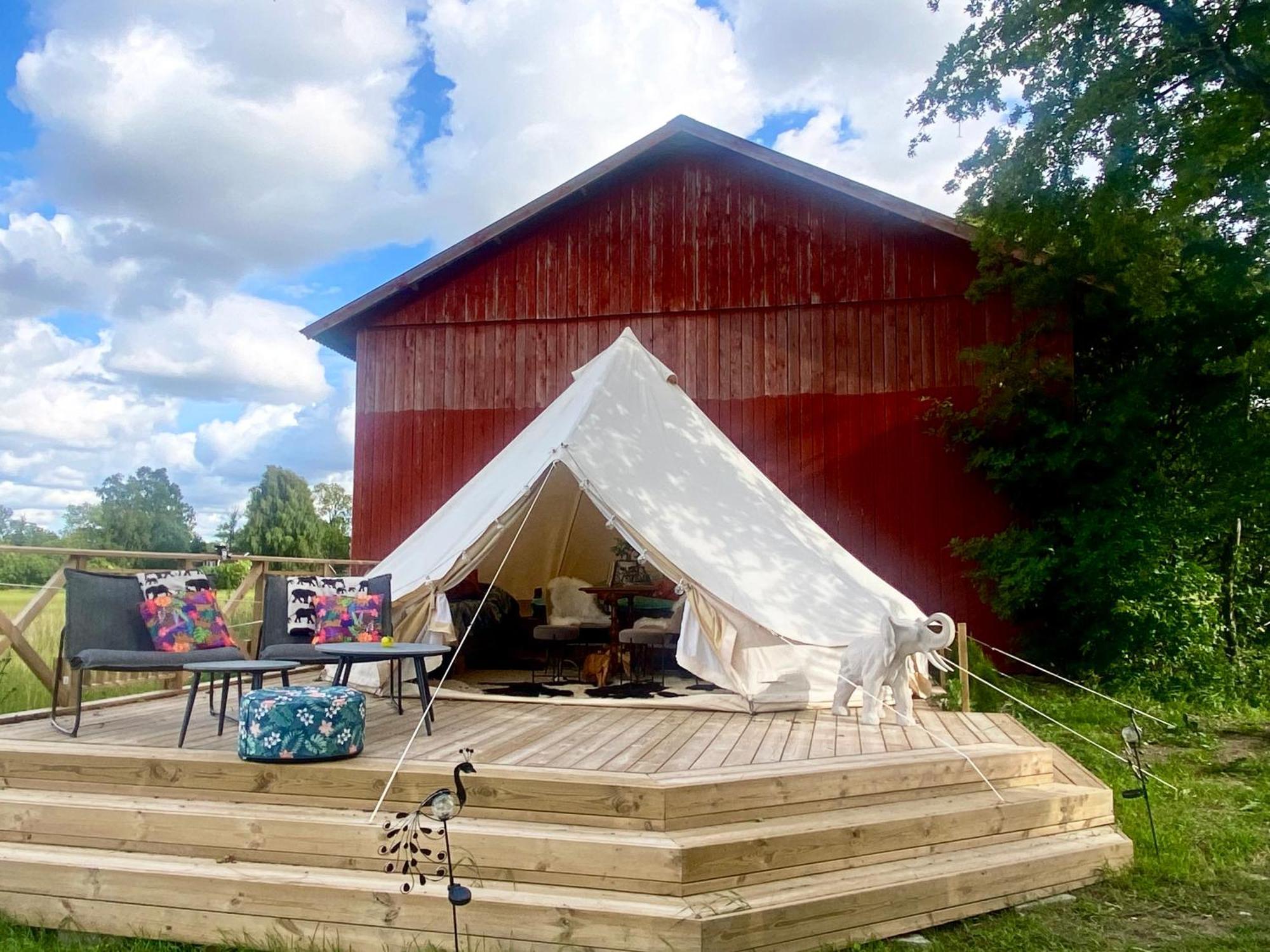 Hotel Soerby Glamping Klockrike Exterior foto